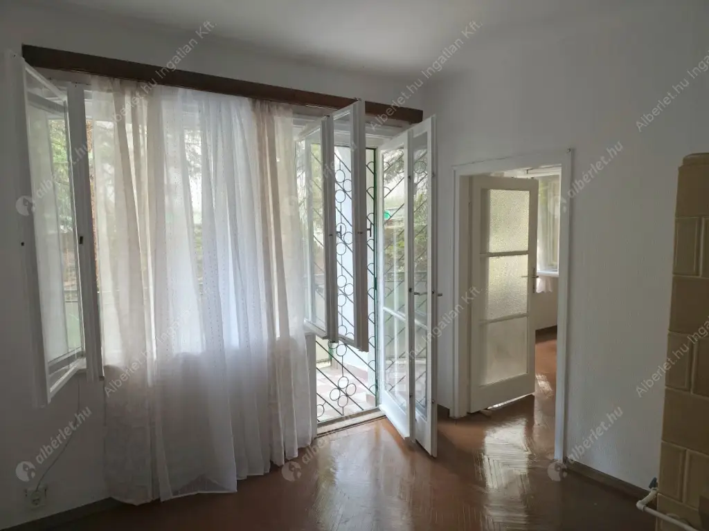 Kiadó albérlet 230000 Ft/hó áron: Budapest, II. kerület  Rókushegyi lépcső. Mérete: 52 nm, 2 szobás | Alberlet.hu - 6549605