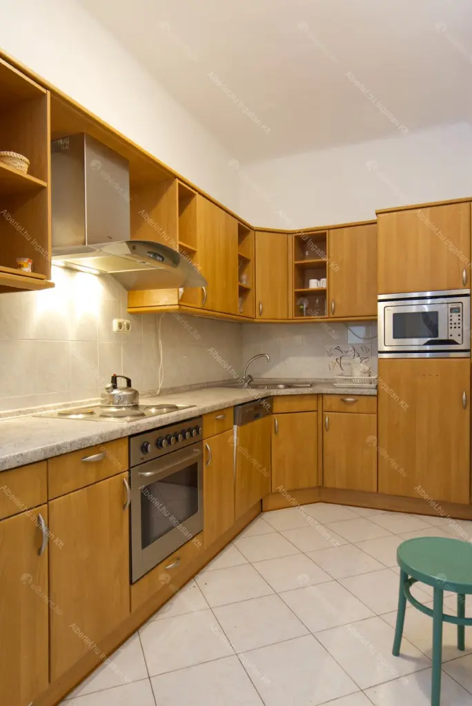 Kiadó albérlet 450000 Ft/hó áron: Budapest, II. kerület  Rómer Flóris utca. Mérete: 104 nm, 3 szobás | Alberlet.hu - 6655929