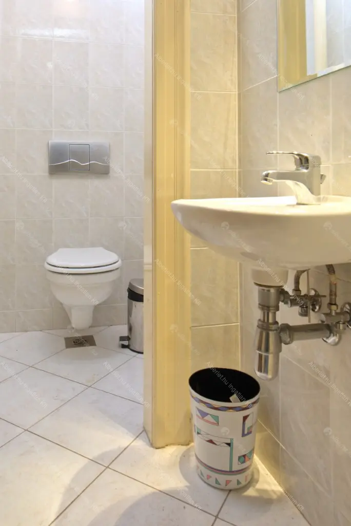 Kiadó albérlet 450000 Ft/hó áron: Budapest, II. kerület  Rómer Flóris utca. Mérete: 104 nm, 3 szobás | Alberlet.hu - 6655930