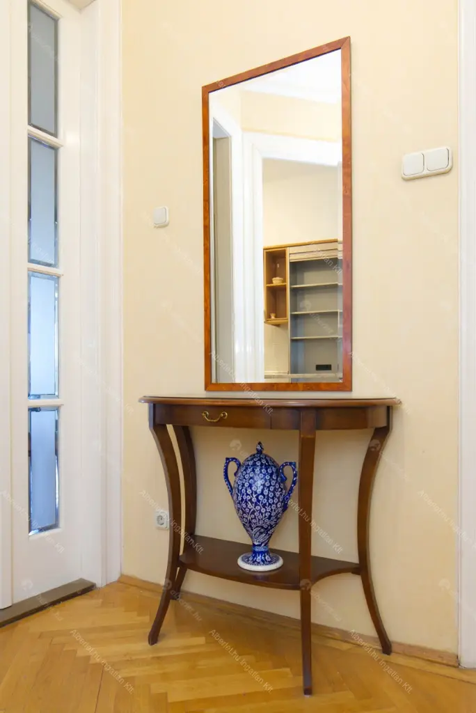 Kiadó albérlet 450000 Ft/hó áron: Budapest, II. kerület  Rómer Flóris utca. Mérete: 104 nm, 3 szobás | Alberlet.hu - 6655931