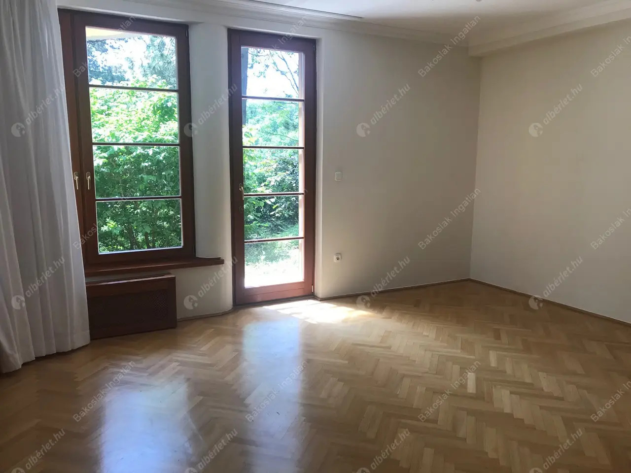 Kiadó albérlet 731000 Ft/hó áron: Budapest, II. kerület  Selyemakác utca. Mérete: 110 nm, 3 szobás | Alberlet.hu - 4689909