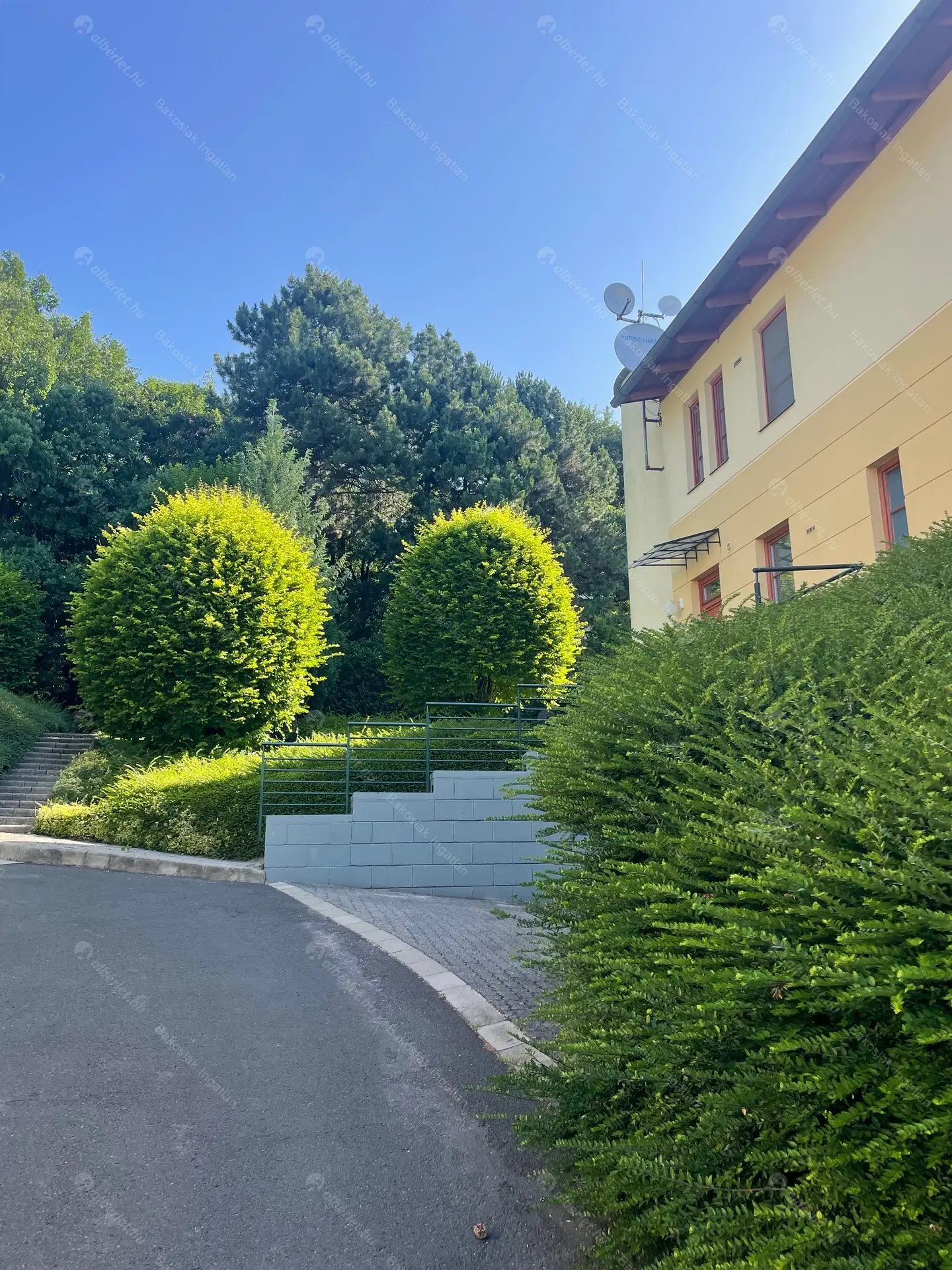 Kiadó albérlet 731000 Ft/hó áron: Budapest, II. kerület  Selyemakác utca. Mérete: 110 nm, 3 szobás | Alberlet.hu - 6479159