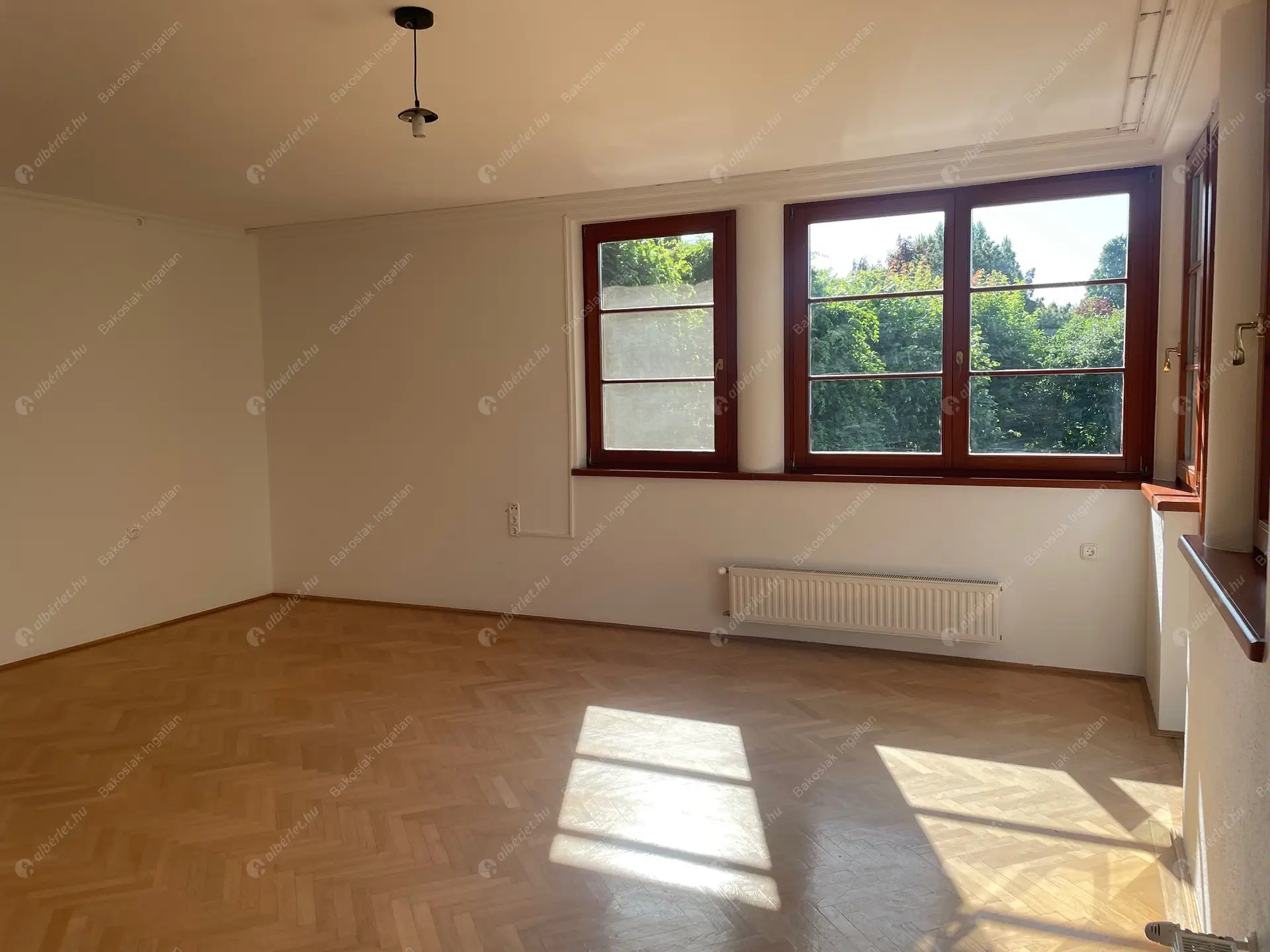 Kiadó albérlet 731000 Ft/hó áron: Budapest, II. kerület  Selyemakác utca. Mérete: 110 nm, 3 szobás | Alberlet.hu - 6479164