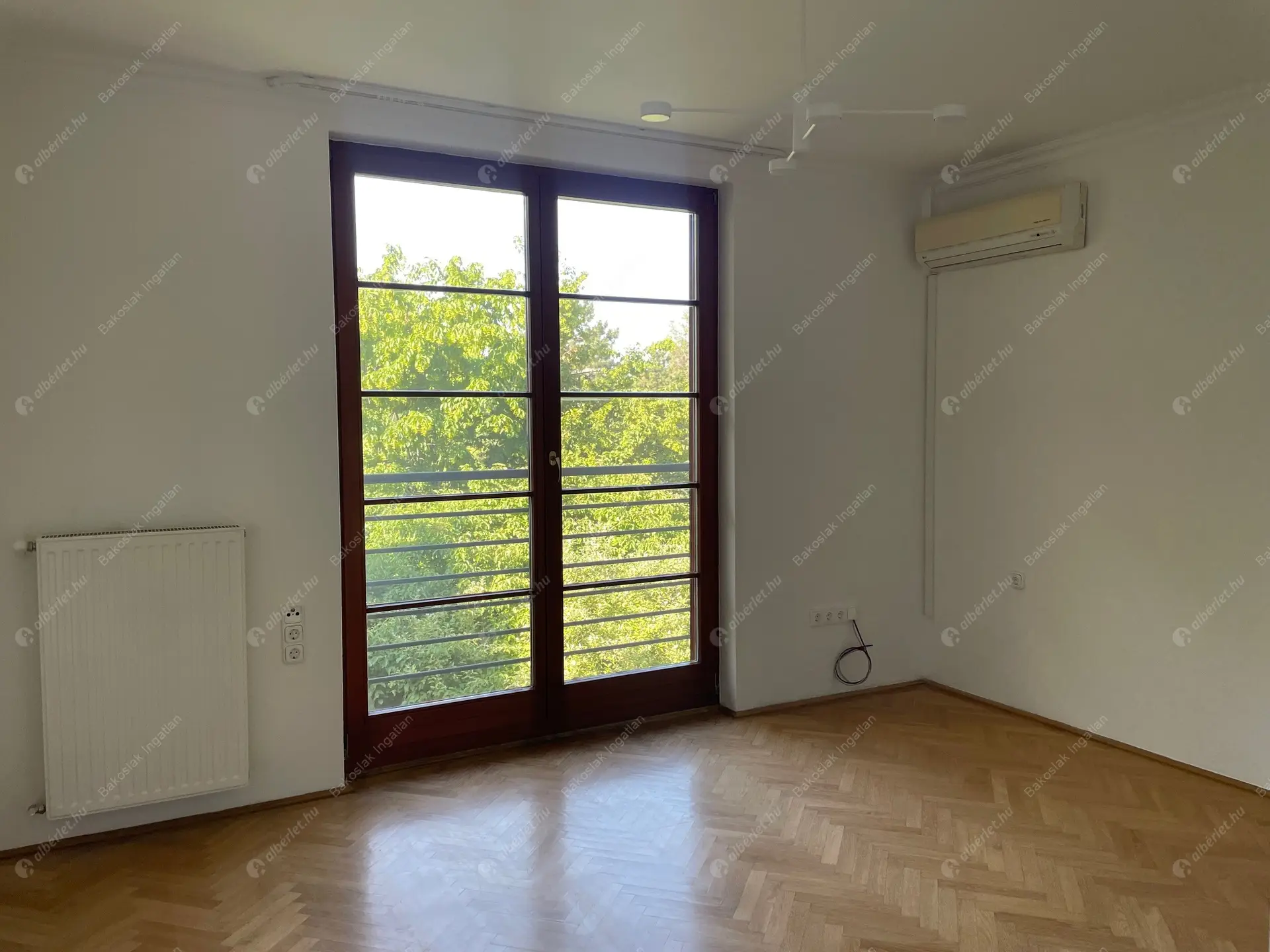 Kiadó albérlet 731000 Ft/hó áron: Budapest, II. kerület  Selyemakác utca. Mérete: 110 nm, 3 szobás | Alberlet.hu - 6479173