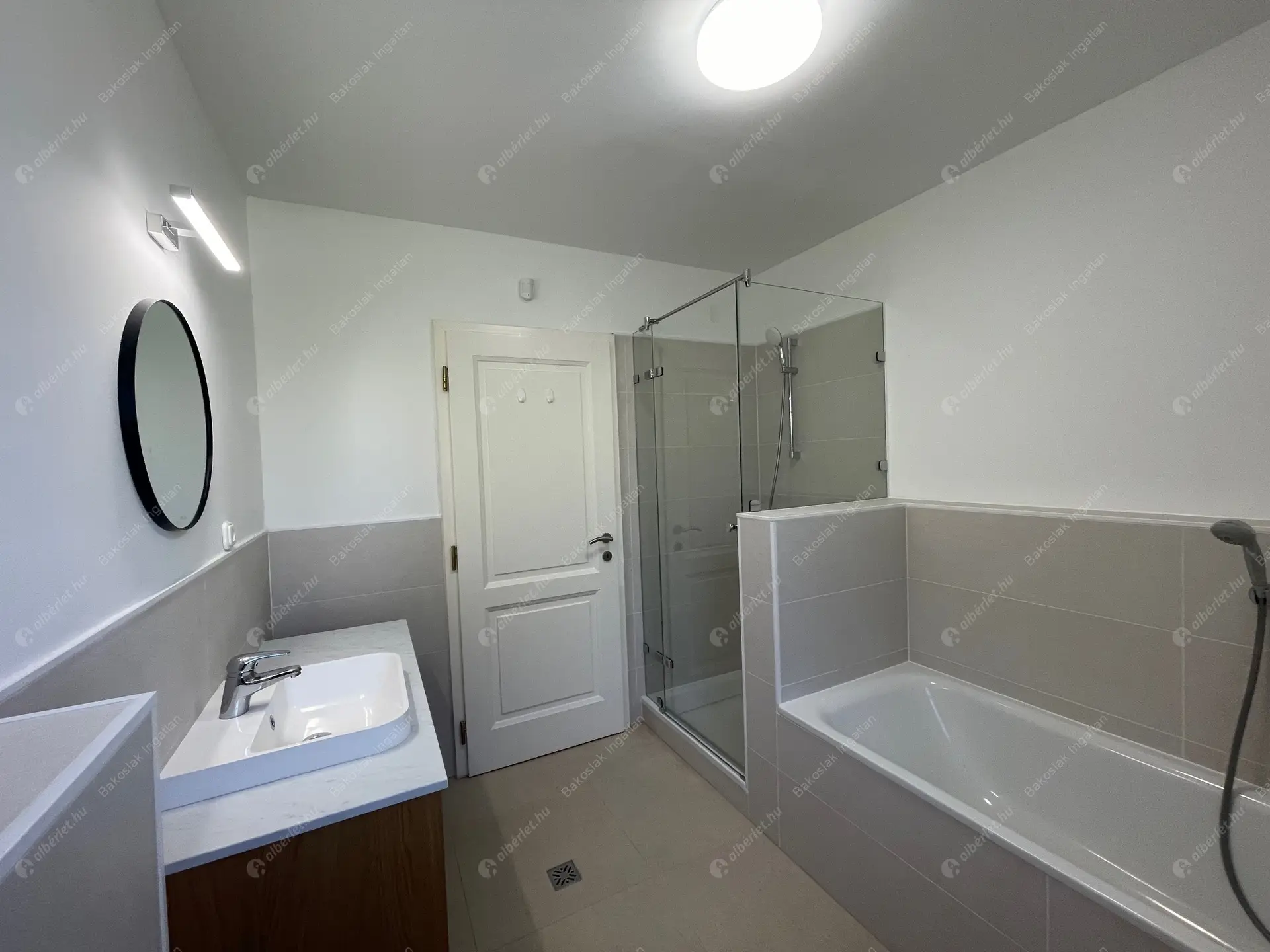 Kiadó albérlet 731000 Ft/hó áron: Budapest, II. kerület  Selyemakác utca. Mérete: 110 nm, 3 szobás | Alberlet.hu - 6479176