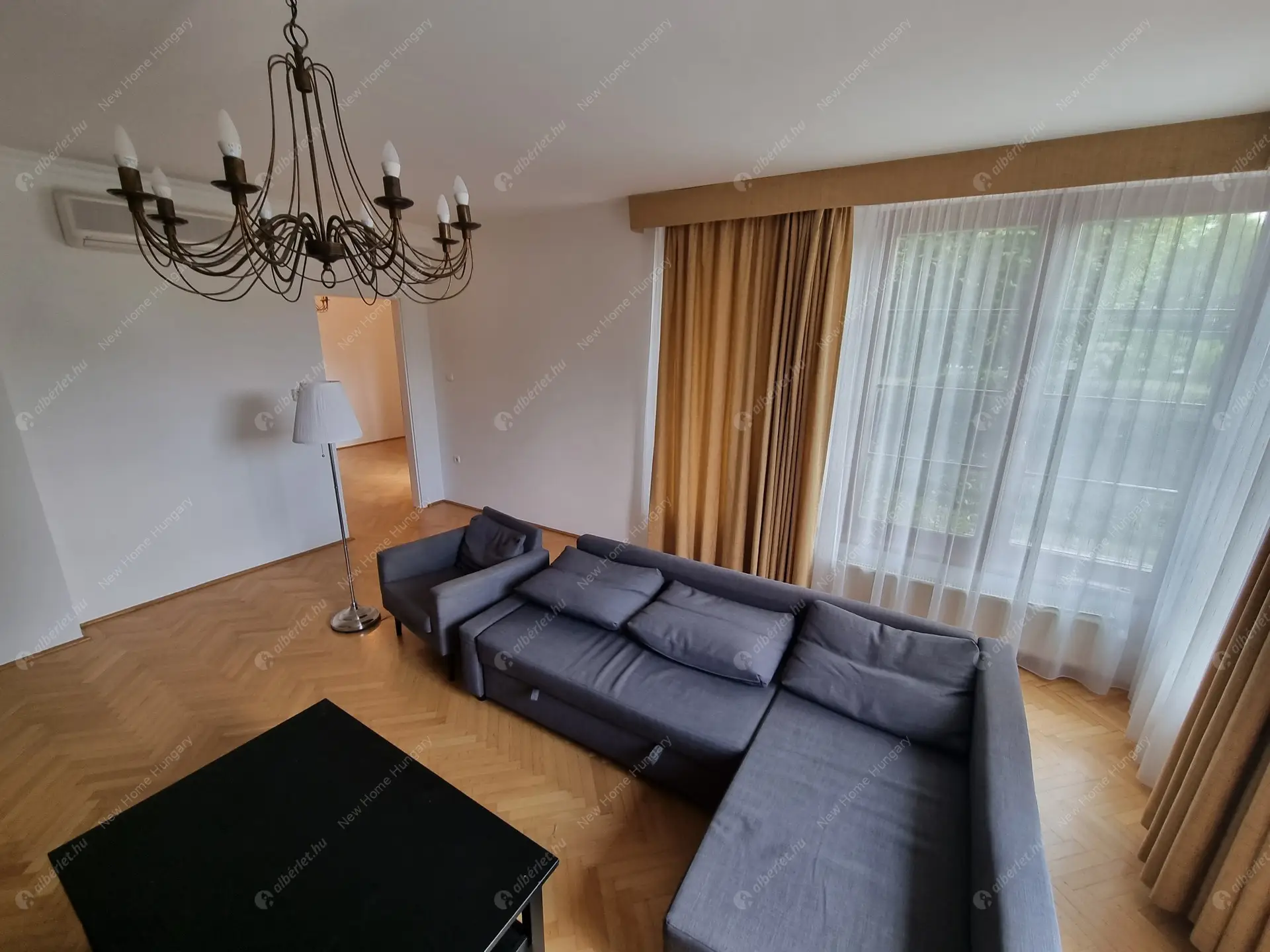 Kiadó albérlet 1134000 Ft/hó áron: Budapest, II. kerület  Selyemakác utca. Mérete: 220 nm, 4 szobás | Alberlet.hu - 6016656