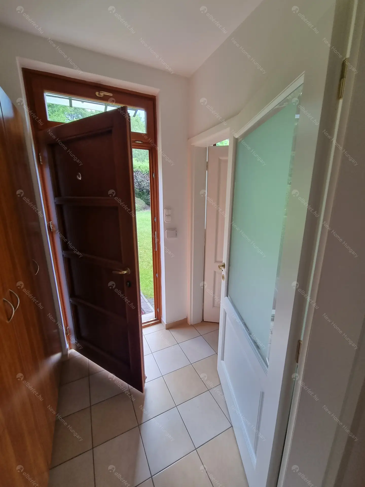 Kiadó albérlet 1134000 Ft/hó áron: Budapest, II. kerület  Selyemakác utca. Mérete: 220 nm, 4 szobás | Alberlet.hu - 6016661