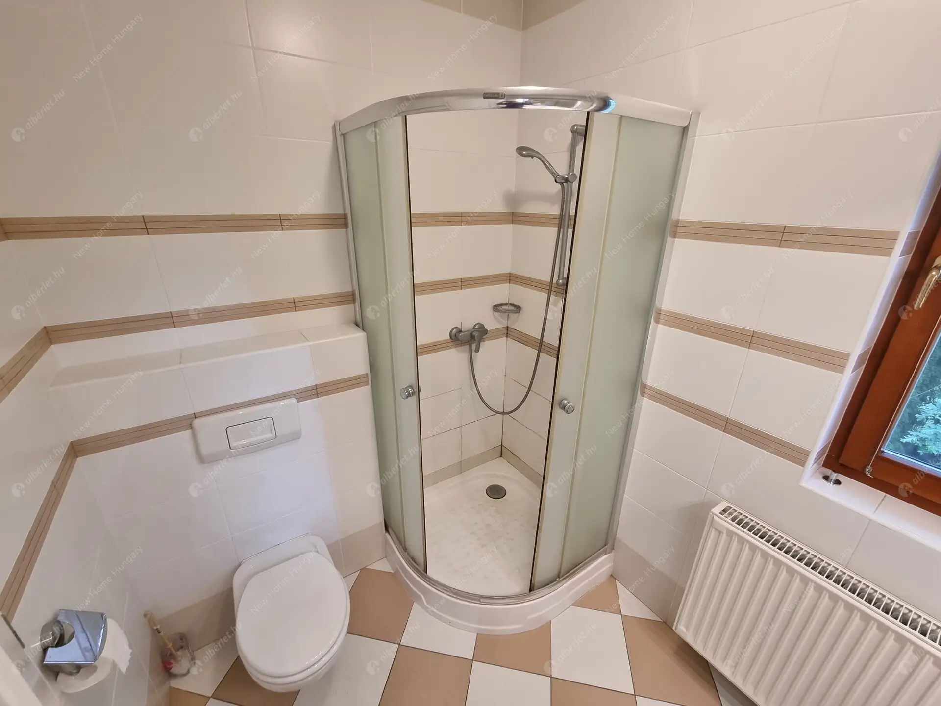 Kiadó albérlet 1134000 Ft/hó áron: Budapest, II. kerület  Selyemakác utca. Mérete: 220 nm, 4 szobás | Alberlet.hu - 6016667