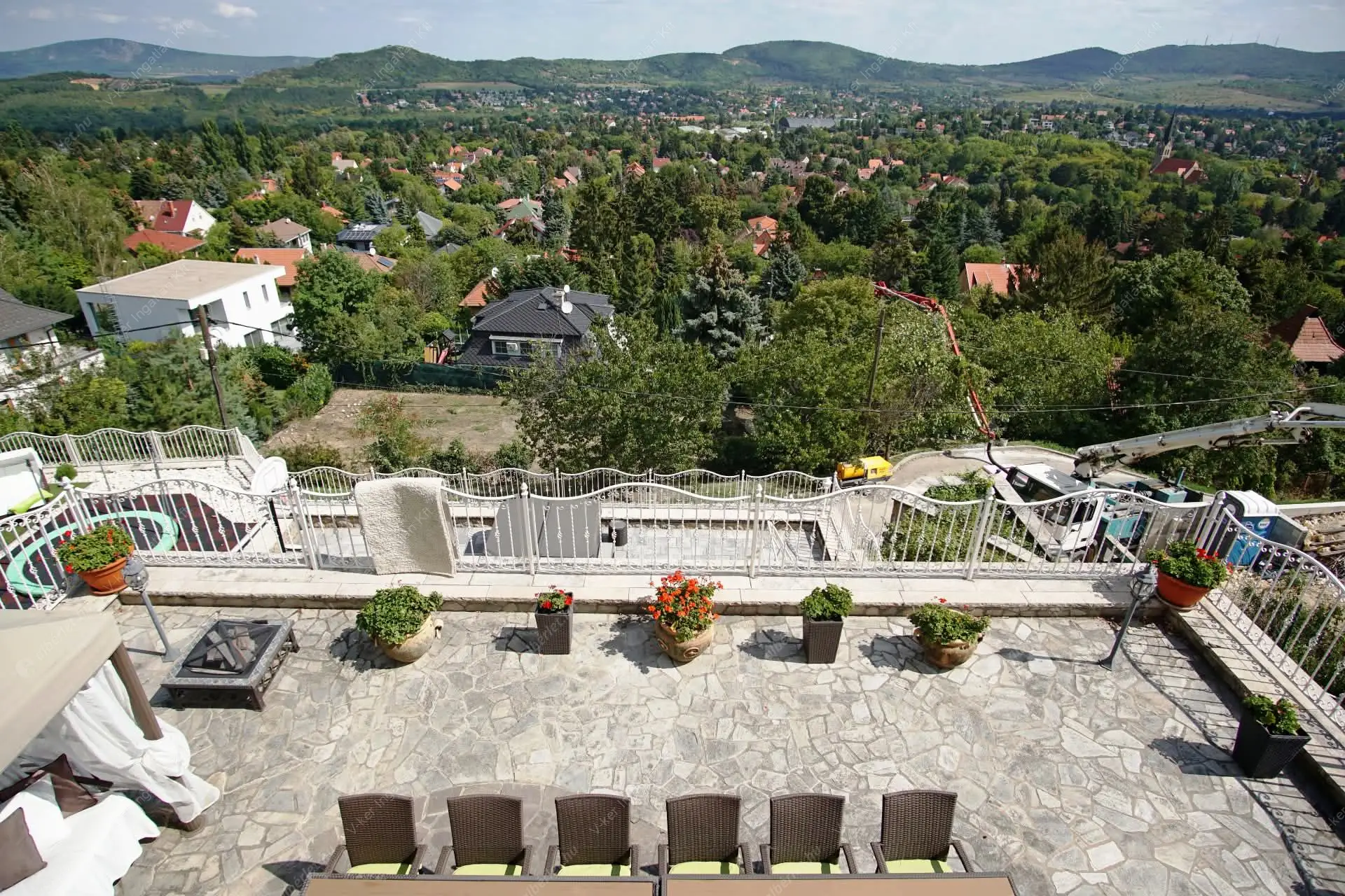 Kiadó albérlet 1108000 Ft/hó áron: Budapest, II. kerület  Simon utca. Mérete: 320 nm, 6 szobás | Alberlet.hu - 6493370