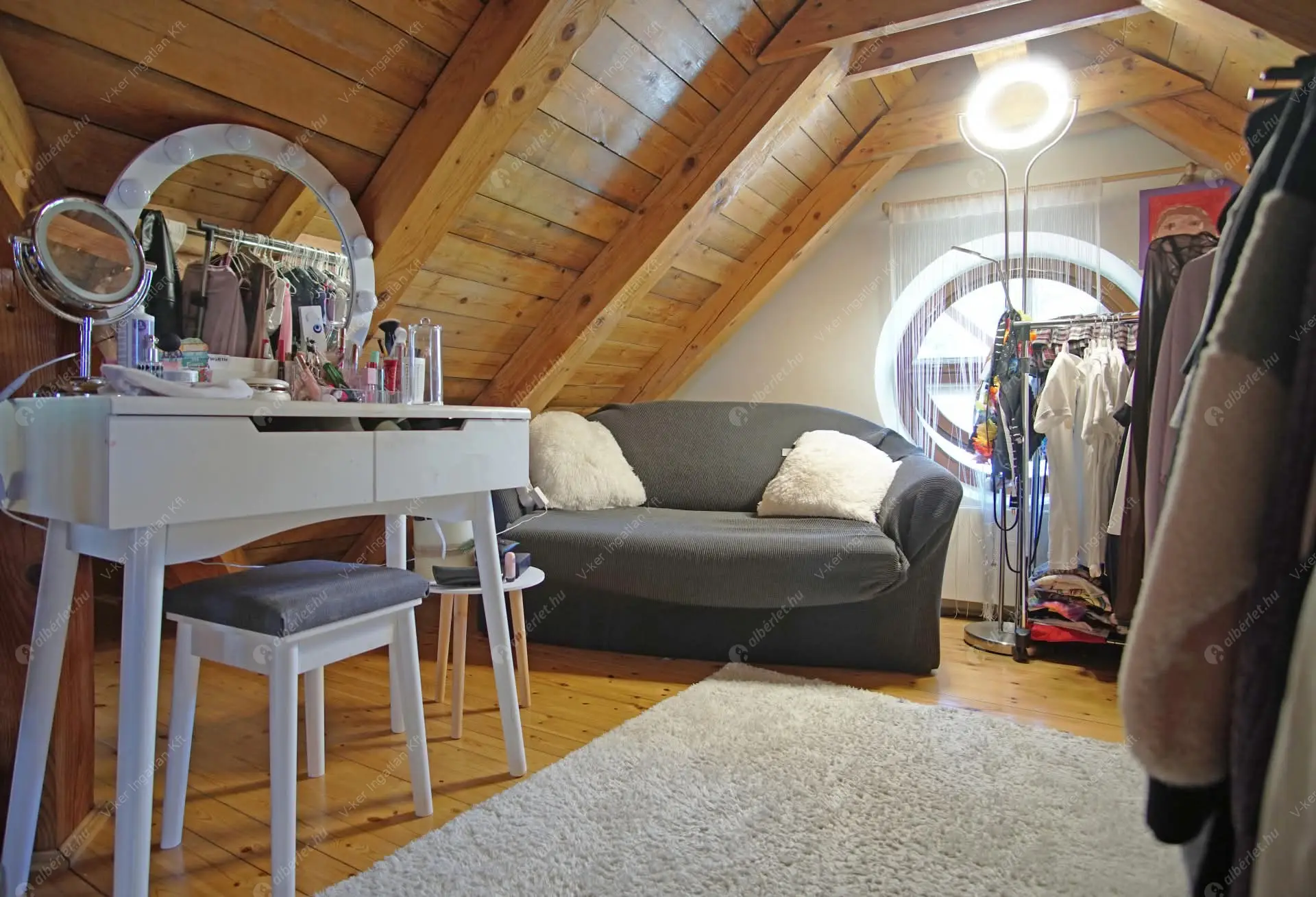 Kiadó albérlet 1108000 Ft/hó áron: Budapest, II. kerület  Simon utca. Mérete: 320 nm, 6 szobás | Alberlet.hu - 6493373