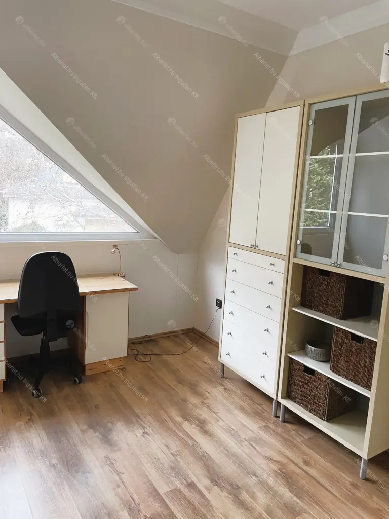 Kiadó albérlet 550000 Ft/hó áron: Budapest, II. kerület  Síp utca. Mérete: 100 nm, 4 szobás | Alberlet.hu - 6658569