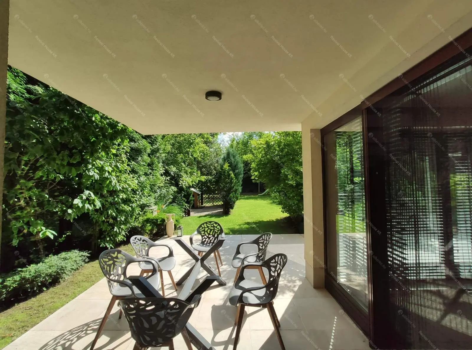 Kiadó albérlet 2000000 Ft/hó áron: Budapest, II. kerület  Sólyomvölgy utca. Mérete: 230 nm, 6 szobás | Alberlet.hu - 6677875