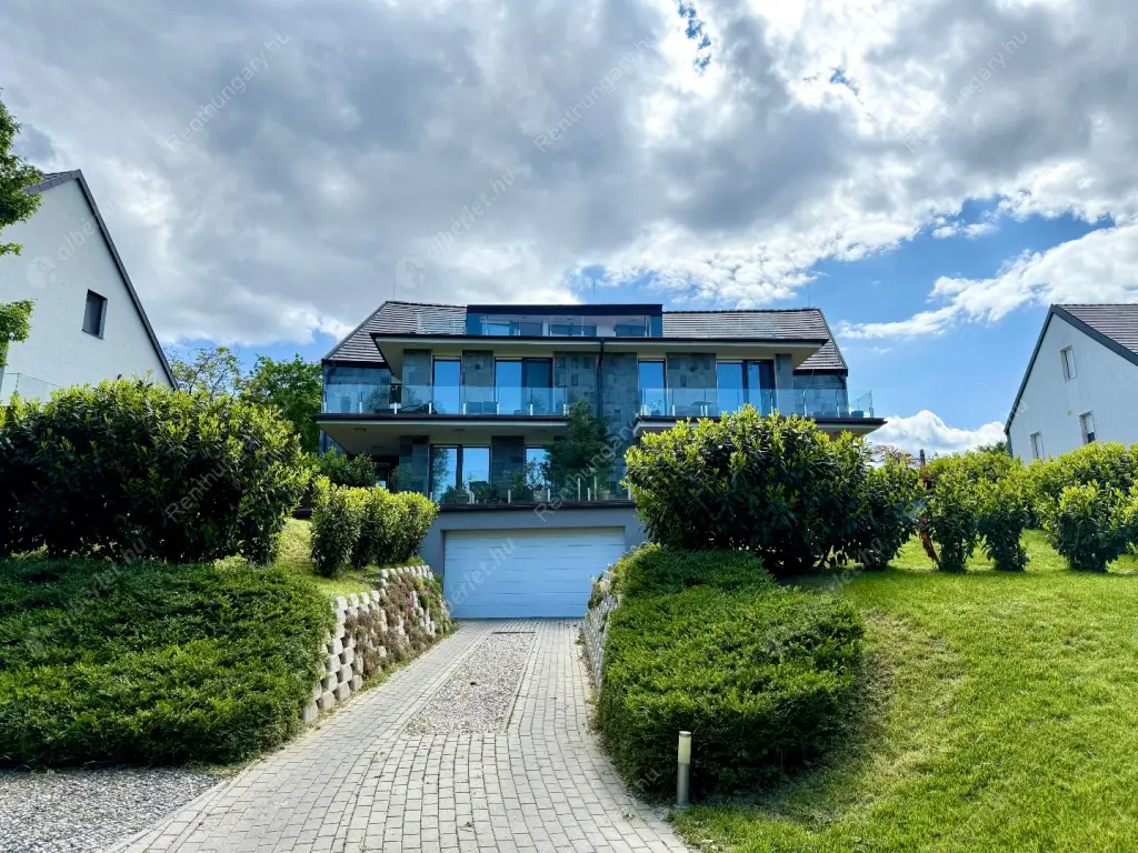 Kiadó albérlet 621000 Ft/hó áron: Budapest, II. kerület  Szabadság utca. Mérete: 108 nm, 3 szobás | Alberlet.hu - 6535207