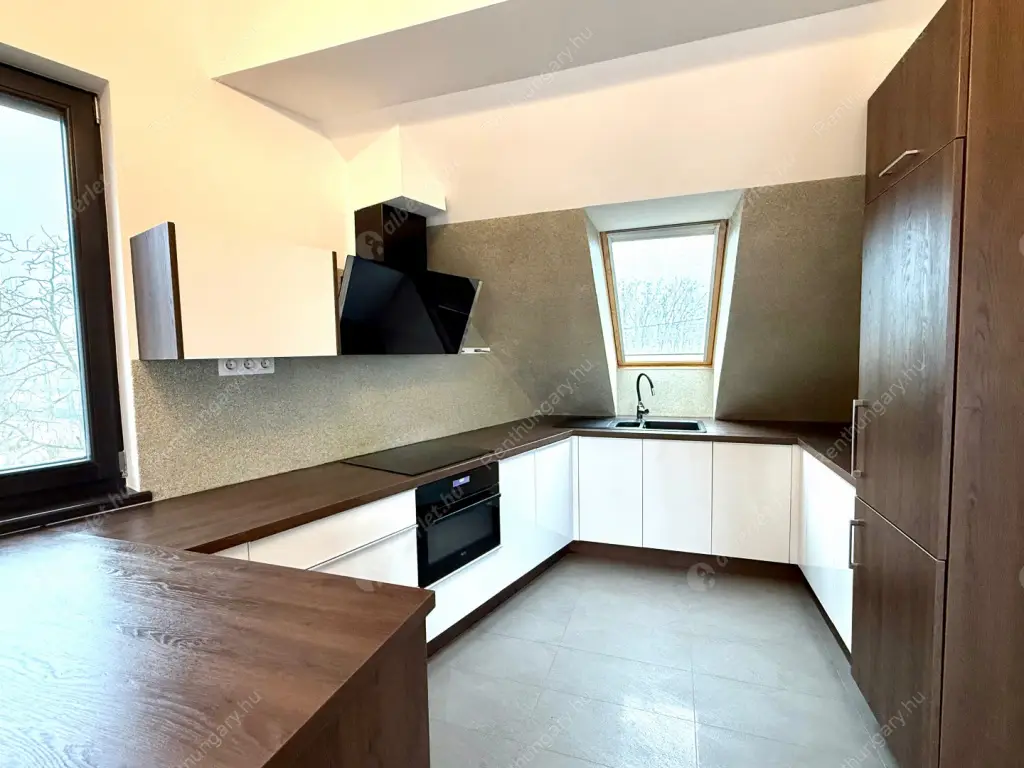 Kiadó albérlet 621000 Ft/hó áron: Budapest, II. kerület  Szabadság utca. Mérete: 108 nm, 3 szobás | Alberlet.hu - 6535210