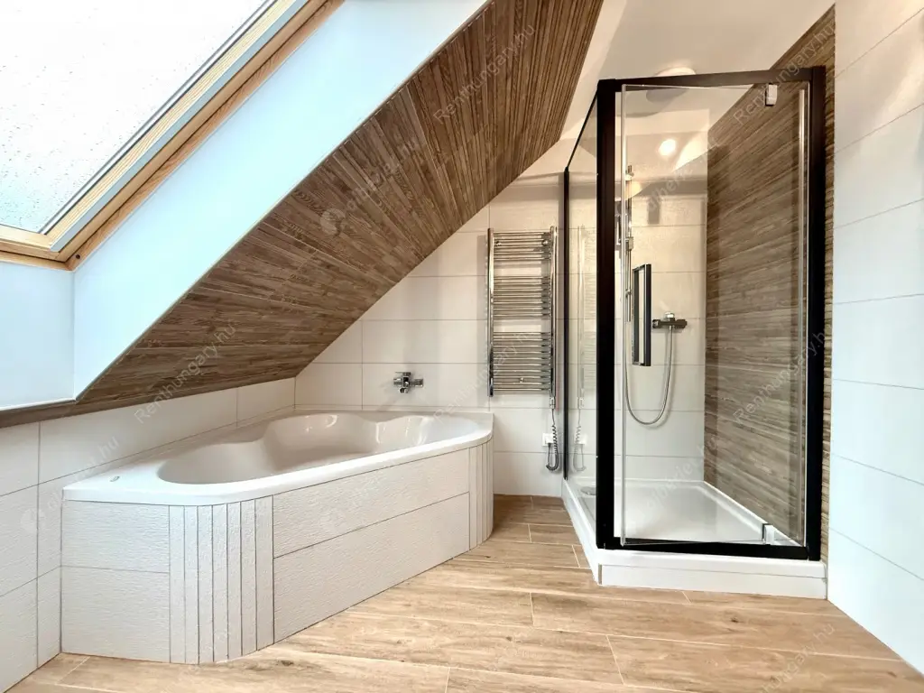 Kiadó albérlet 621000 Ft/hó áron: Budapest, II. kerület  Szabadság utca. Mérete: 108 nm, 3 szobás | Alberlet.hu - 6535216