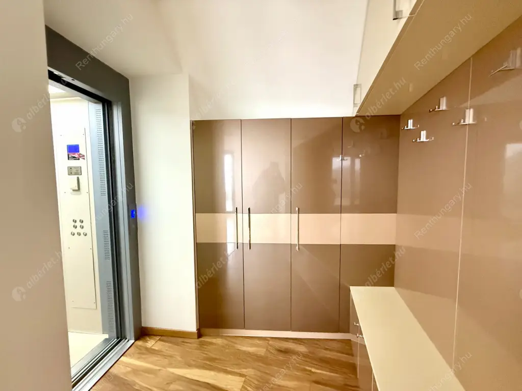 Kiadó albérlet 621000 Ft/hó áron: Budapest, II. kerület  Szabadság utca. Mérete: 108 nm, 3 szobás | Alberlet.hu - 6535221