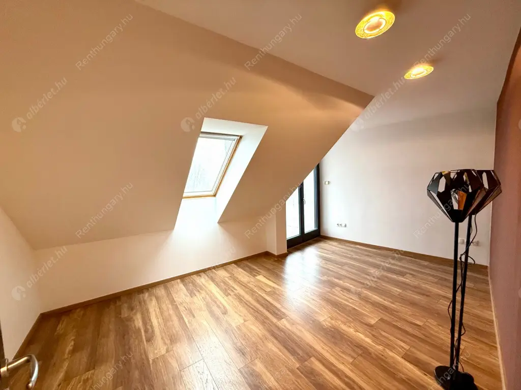 Kiadó albérlet 621000 Ft/hó áron: Budapest, II. kerület  Szabadság utca. Mérete: 108 nm, 3 szobás | Alberlet.hu - 6535222