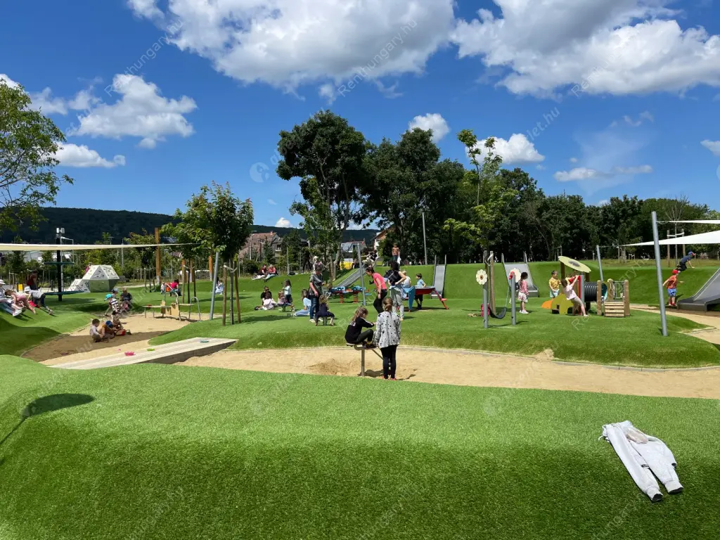 Kiadó albérlet 621000 Ft/hó áron: Budapest, II. kerület  Szabadság utca. Mérete: 108 nm, 3 szobás | Alberlet.hu - 6535228