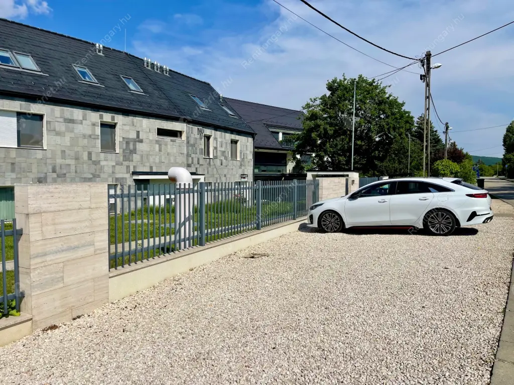 Kiadó albérlet 621000 Ft/hó áron: Budapest, II. kerület  Szabadság utca. Mérete: 108 nm, 3 szobás | Alberlet.hu - 6535234