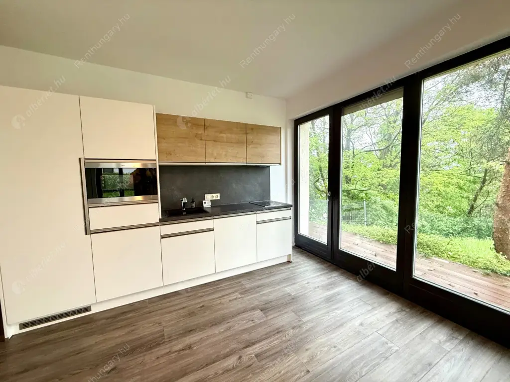 Kiadó albérlet 582000 Ft/hó áron: Budapest, II. kerület  Szabadság utca. Mérete: 110 nm, 3 szobás | Alberlet.hu - 6535167