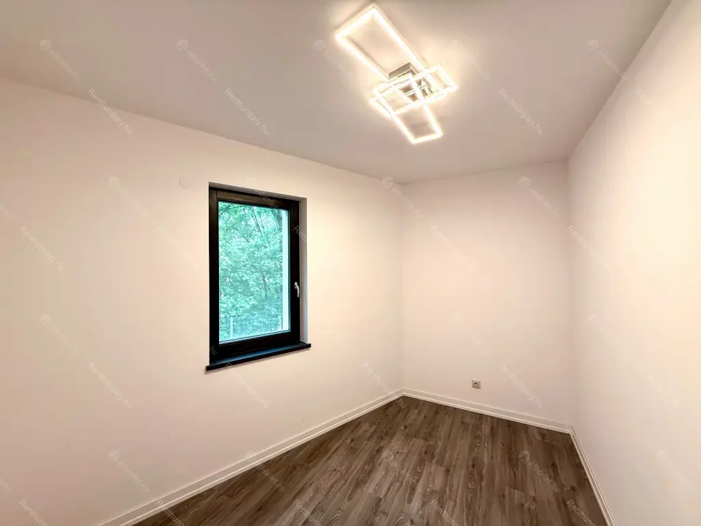 Kiadó albérlet 589000 Ft/hó áron: Budapest, II. kerület  Szabadság utca. Mérete: 110 nm, 3 szobás | Alberlet.hu - 6665888