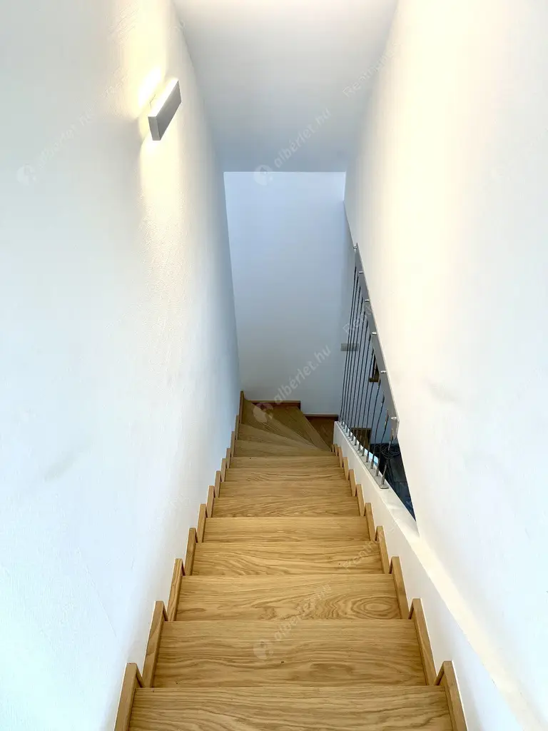 Kiadó albérlet 544000 Ft/hó áron: Budapest, II. kerület  Szabadság utca. Mérete: 90 nm, 4 szobás | Alberlet.hu - 5993981