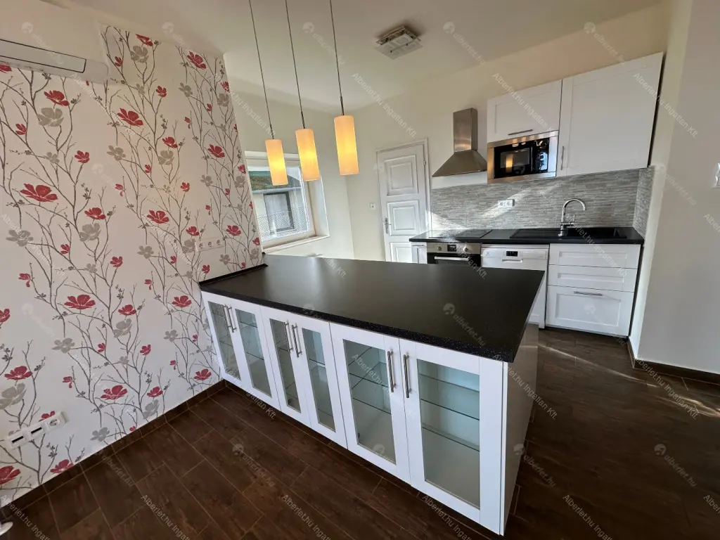 Kiadó albérlet 490000 Ft/hó áron: Budapest, II. kerület  Szalamandra köz. Mérete: 80 nm, 3 szobás | Alberlet.hu - 6655357