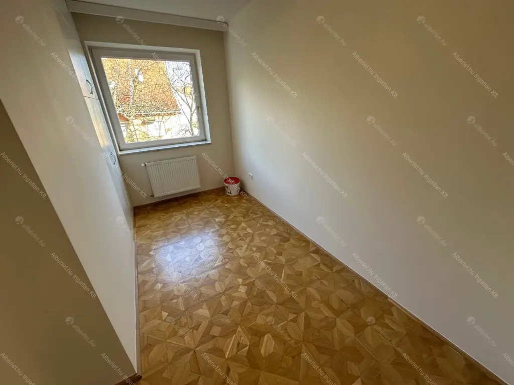 Kiadó albérlet 490000 Ft/hó áron: Budapest, II. kerület  Szalamandra köz. Mérete: 80 nm, 3 szobás | Alberlet.hu - 6655367