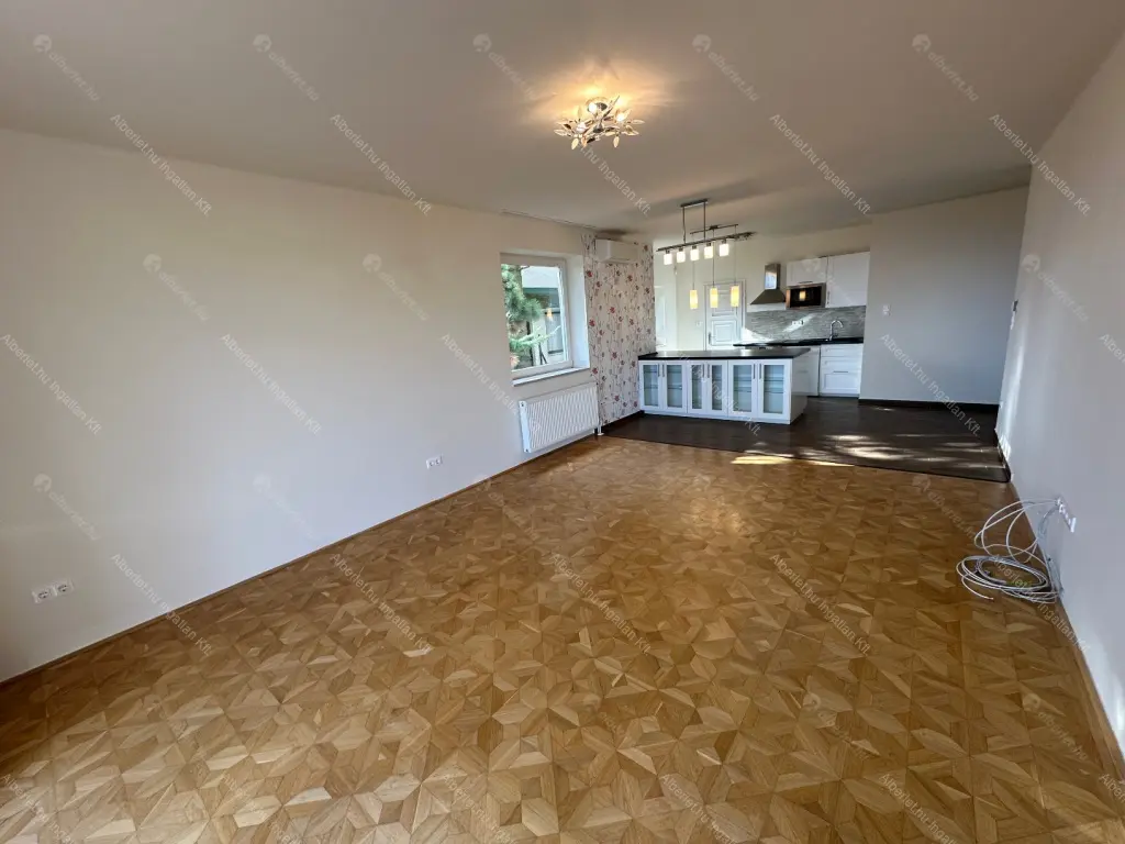 Kiadó albérlet 490000 Ft/hó áron: Budapest, II. kerület  Szalamandra köz. Mérete: 80 nm, 3 szobás | Alberlet.hu - 6656252