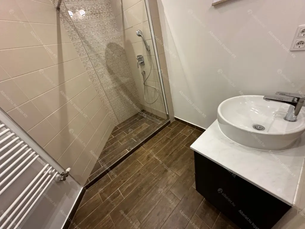 Kiadó albérlet 490000 Ft/hó áron: Budapest, II. kerület  Szalamandra köz. Mérete: 80 nm, 3 szobás | Alberlet.hu - 6656266