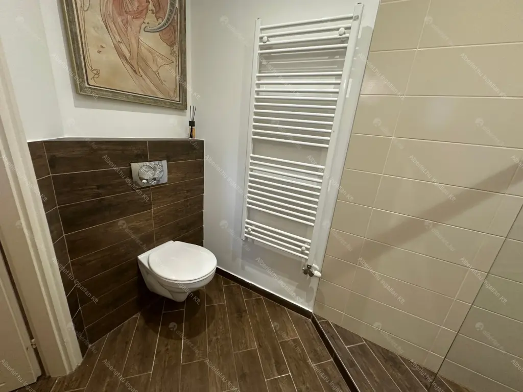 Kiadó albérlet 490000 Ft/hó áron: Budapest, II. kerület  Szalamandra köz. Mérete: 80 nm, 3 szobás | Alberlet.hu - 6656267