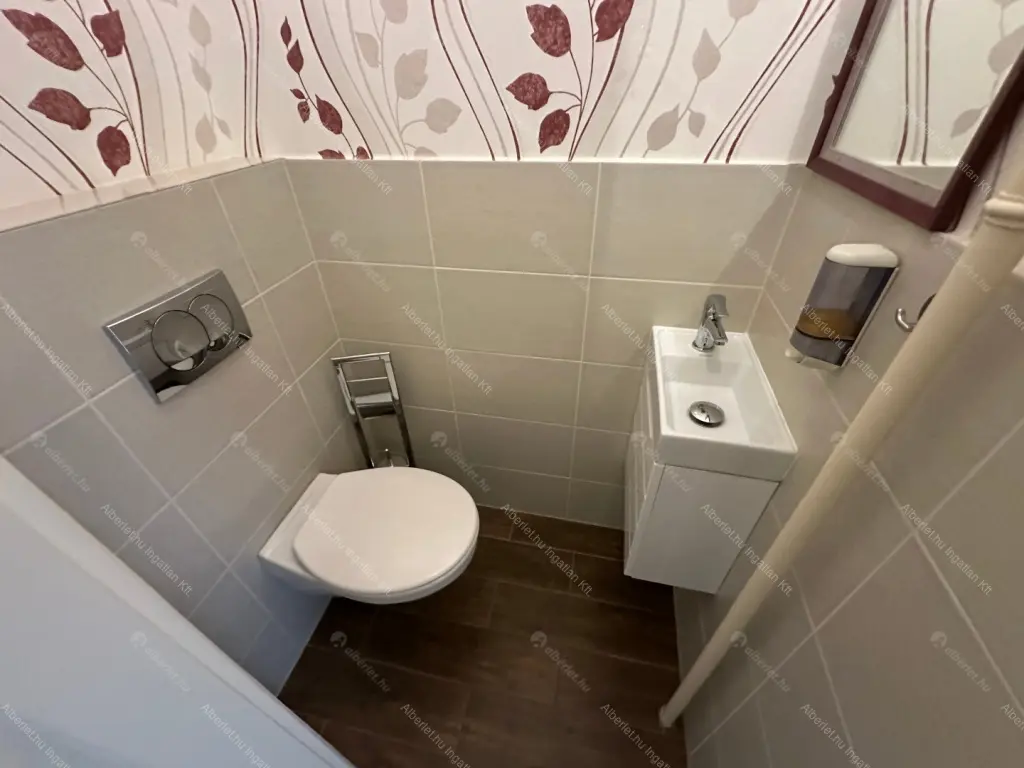 Kiadó albérlet 490000 Ft/hó áron: Budapest, II. kerület  Szalamandra köz. Mérete: 80 nm, 3 szobás | Alberlet.hu - 6682523