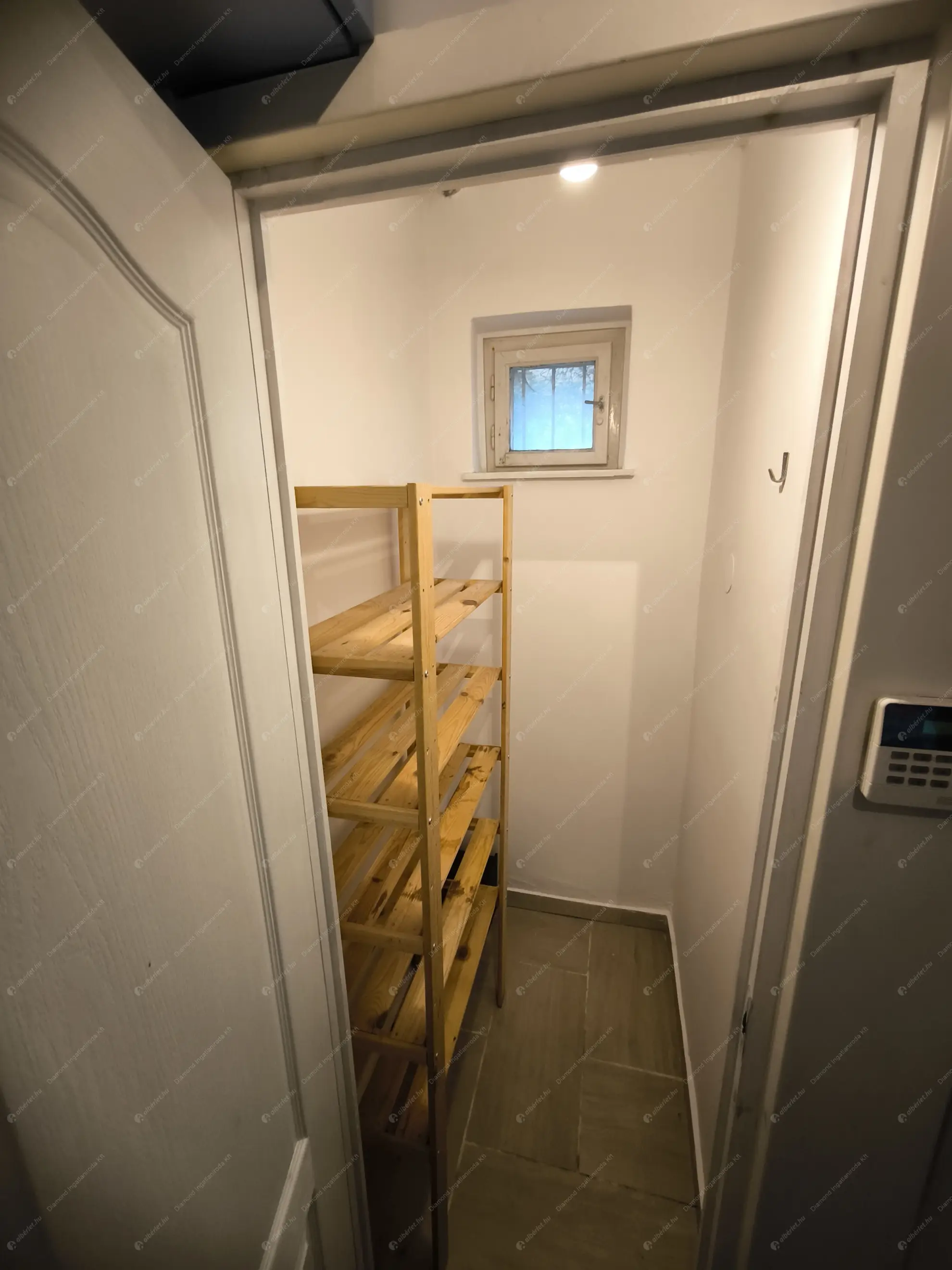 Kiadó albérlet 550000 Ft/hó áron: Budapest, II. kerület  Széher út. Mérete: 105 nm, 2 szobás | Alberlet.hu - 6558445