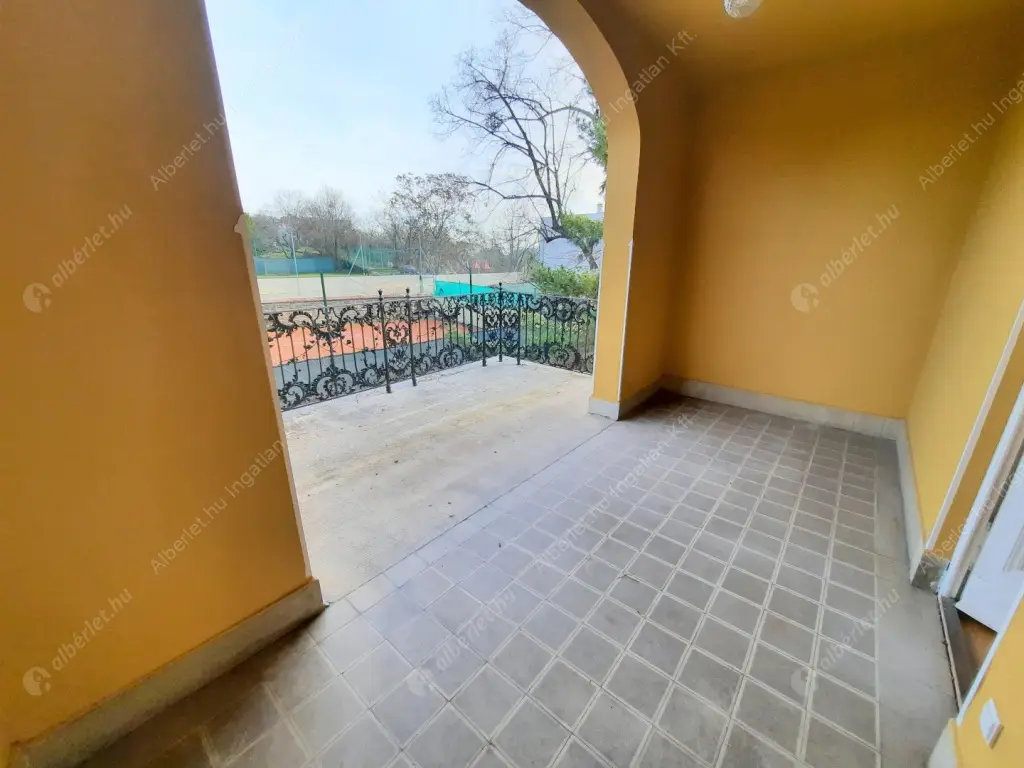 Kiadó albérlet 1200000 Ft/hó áron: Budapest, II. kerület  Szemlőhegy utca. Mérete: 164 nm, 4 szobás | Alberlet.hu - 6518893