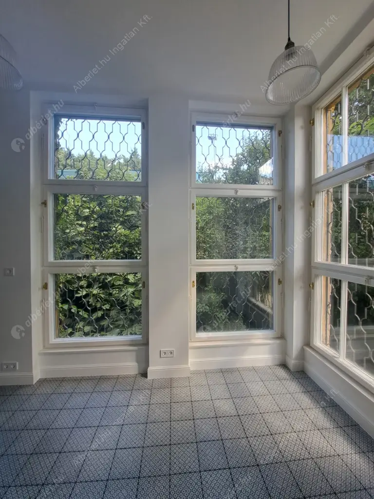 Kiadó albérlet 460000 Ft/hó áron: Budapest, II. kerület  Szemlőhegy utca. Mérete: 60 nm, 2 szobás | Alberlet.hu - 6556908