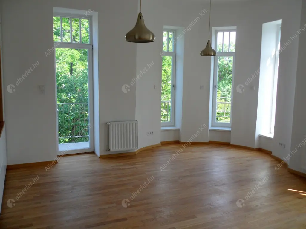 Kiadó albérlet 299000 Ft/hó áron: Budapest, II. kerület  Szemlőhegy utca. Mérete: 65 nm, 2 szobás | Alberlet.hu - 6630274