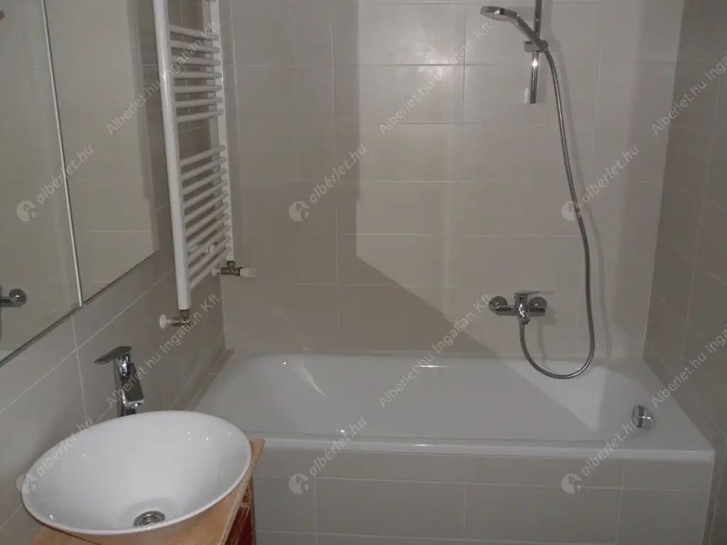 Kiadó albérlet 299000 Ft/hó áron: Budapest, II. kerület  Szemlőhegy utca. Mérete: 65 nm, 2 szobás | Alberlet.hu - 6630277