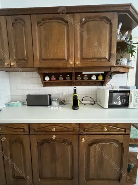 Kiadó albérlet 550000 Ft/hó áron: Budapest, II. kerület  Szépvölgyi út. Mérete: 130 nm, 4 szobás | Alberlet.hu - 6123342