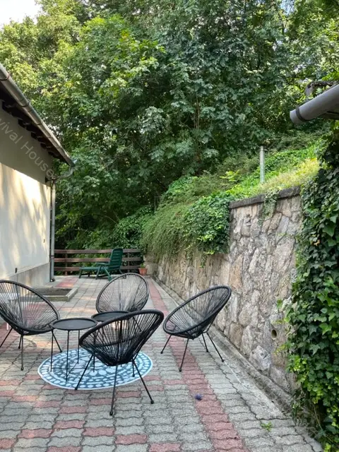 Kiadó albérlet 550000 Ft/hó áron: Budapest, II. kerület  Szépvölgyi út. Mérete: 130 nm, 4 szobás | Alberlet.hu - 6123345