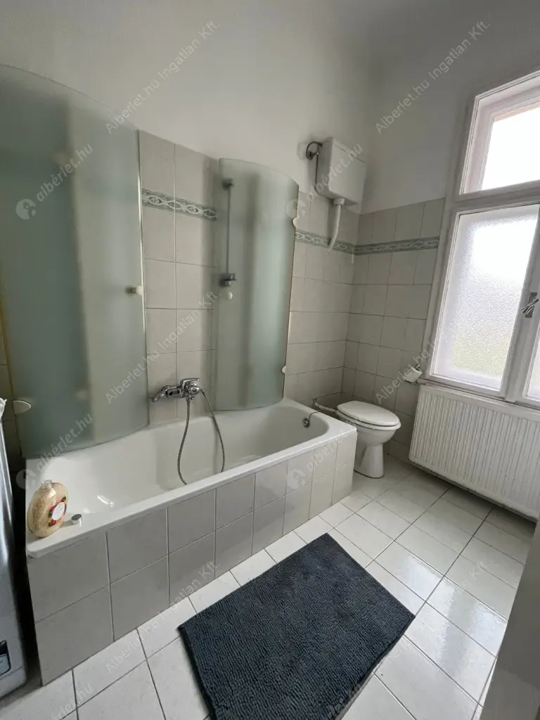 Kiadó albérlet 550000 Ft/hó áron: Budapest, II. kerület  Szépvölgyi út. Mérete: 130 nm, 4 szobás | Alberlet.hu - 6169862