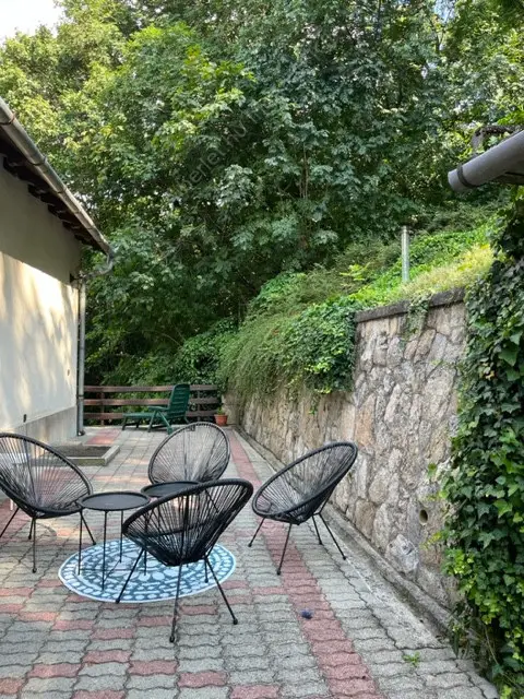 Kiadó albérlet 500000 Ft/hó áron: Budapest, II. kerület  Szépvölgyi út. Mérete: 130 nm, 4 szobás | Alberlet.hu - 6597760