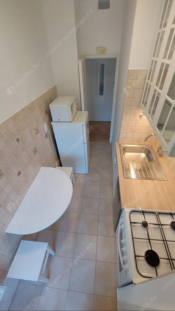 Kiadó albérlet 240000 Ft/hó áron: Budapest, II. kerület  Szépvölgyi út. Mérete: 56 nm, 1 szobás | Alberlet.hu - 6561706