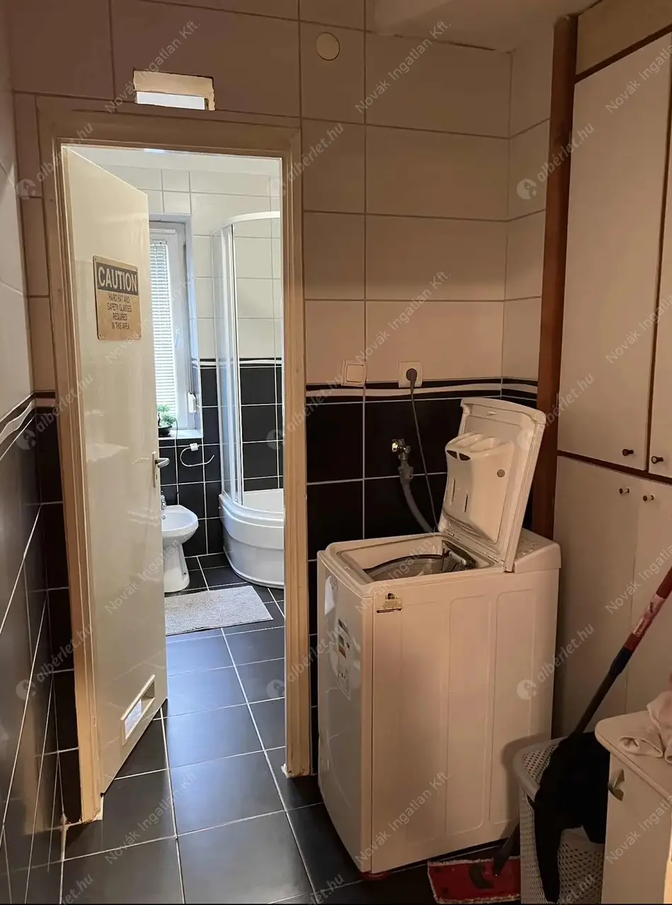 Kiadó albérlet 250000 Ft/hó áron: Budapest, II. kerület  Szépvölgyi út. Mérete: 65 nm, 2 szobás | Alberlet.hu - 6574405