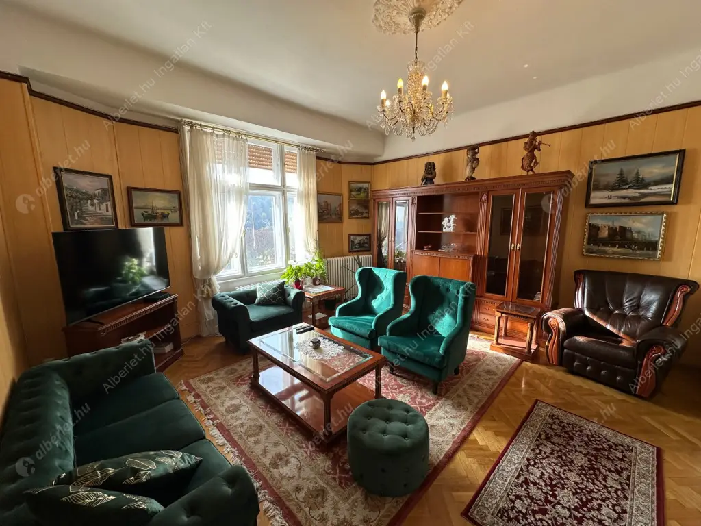 Kiadó albérlet 430000 Ft/hó áron: Budapest, II. kerület  Szilágyi Erzsébet fasor. Mérete: 110 nm, 2 szobás | Alberlet.hu - 6583728