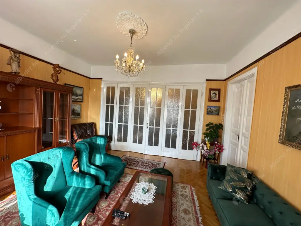 Kiadó albérlet 430000 Ft/hó áron: Budapest, II. kerület  Szilágyi Erzsébet fasor. Mérete: 110 nm, 2 szobás | Alberlet.hu - 6583729