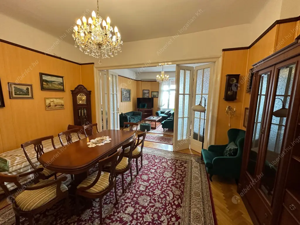 Kiadó albérlet 400000 Ft/hó áron: Budapest, II. kerület  Szilágyi Erzsébet fasor. Mérete: 110 nm, 2 szobás | Alberlet.hu - 6628067