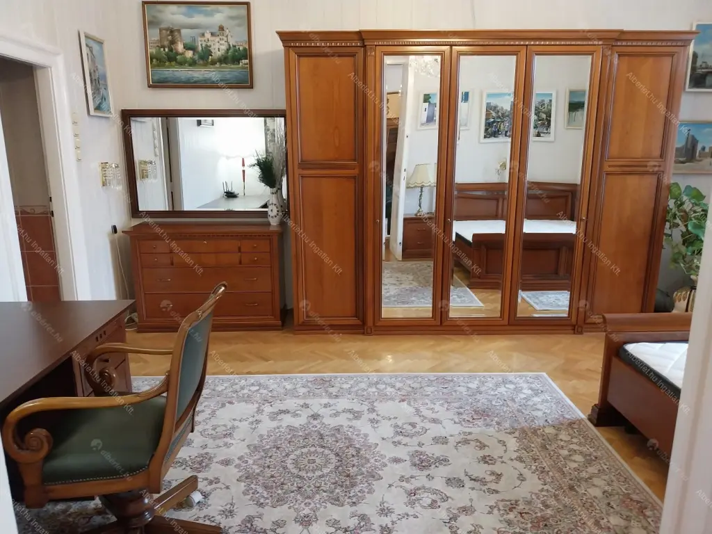 Kiadó albérlet 350000 Ft/hó áron: Budapest, II. kerület  Szilágyi Erzsébet fasor. Mérete: 110 nm, 2 szobás | Alberlet.hu - 6682047