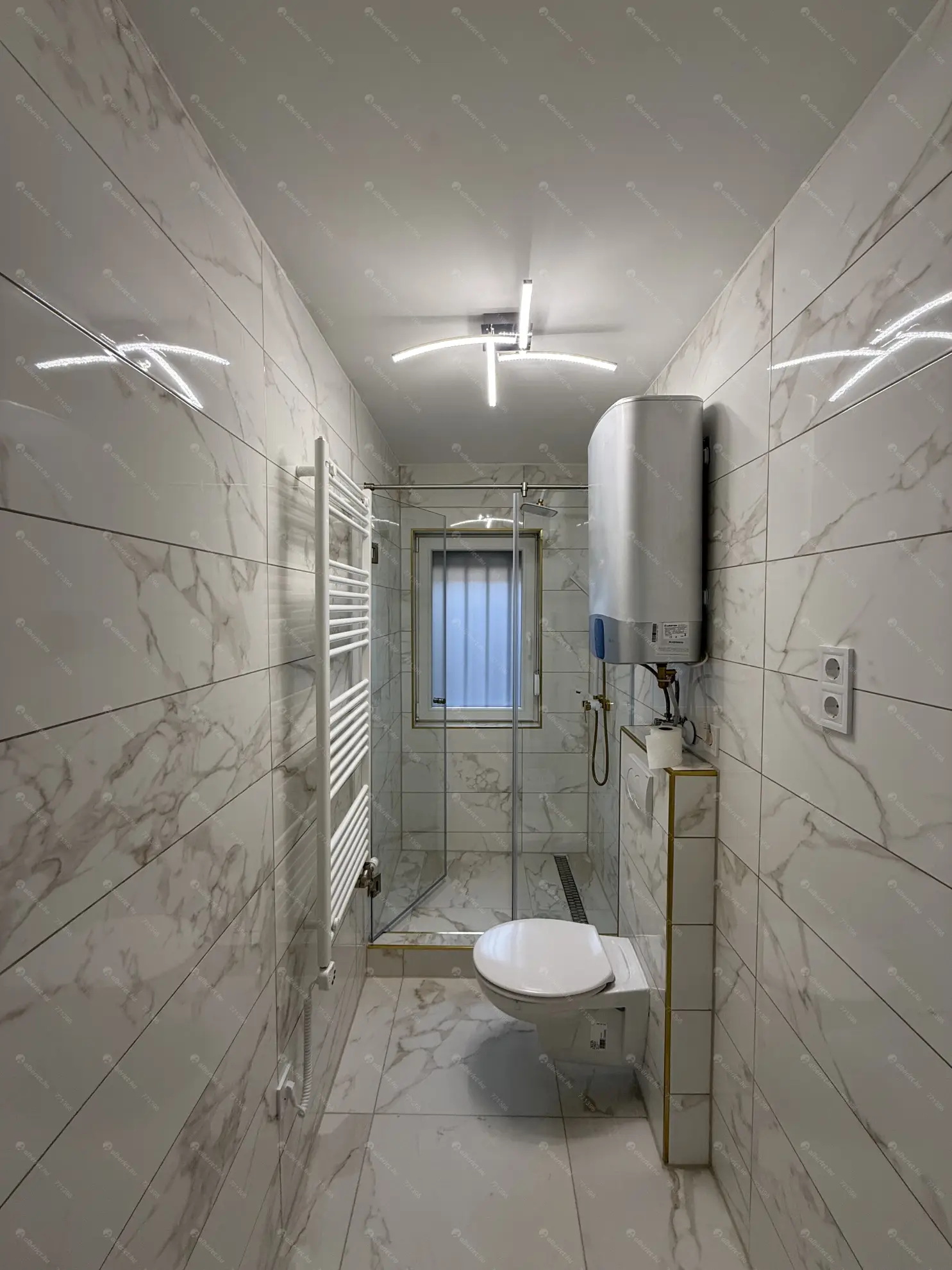 Kiadó albérlet 250000 Ft/hó áron: Budapest, II. kerület  Szilágyi Erzsébet fasor. Mérete: 35 nm, 2 szobás | Alberlet.hu - 6590026