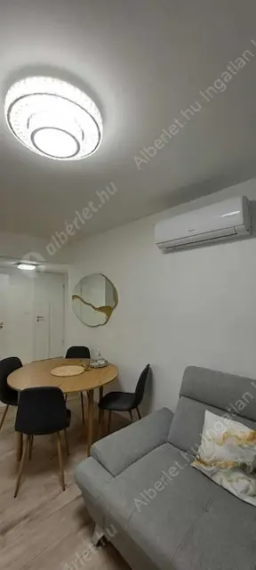 Kiadó albérlet 250000 Ft/hó áron: Budapest, II. kerület  Szilágyi Erzsébet fasor. Mérete: 36 nm, 1 szobás | Alberlet.hu - 6622365