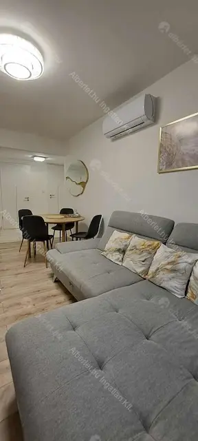 Kiadó albérlet 225000 Ft/hó áron: Budapest, II. kerület  Szilágyi Erzsébet fasor. Mérete: 36 nm, 1 szobás | Alberlet.hu - 6648737